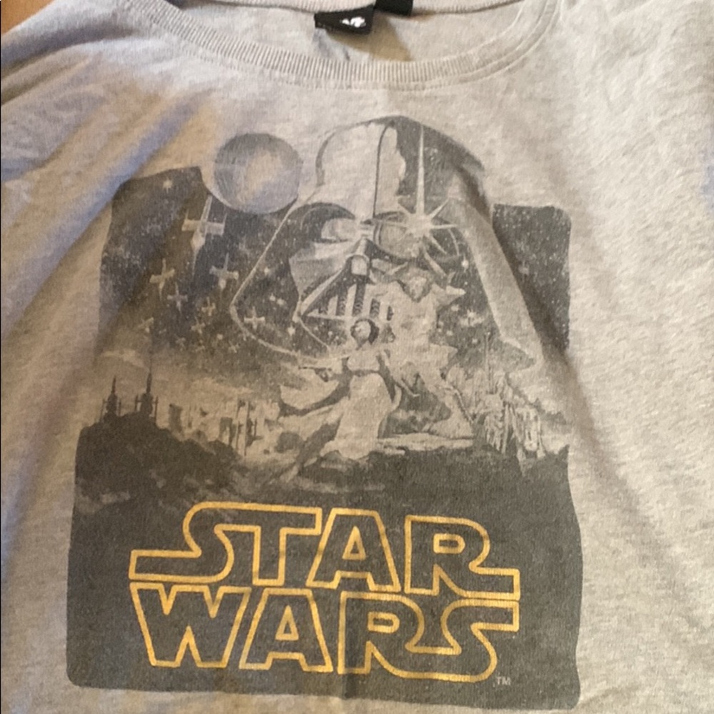 Star Wars sweatshirt